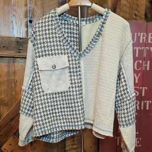 POL Houndstooth Cream Blue Green and Gray Houndstooth Sweater